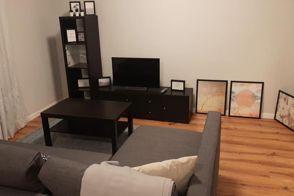 Agara Burgos Apartment ภายนอก รูปภาพ