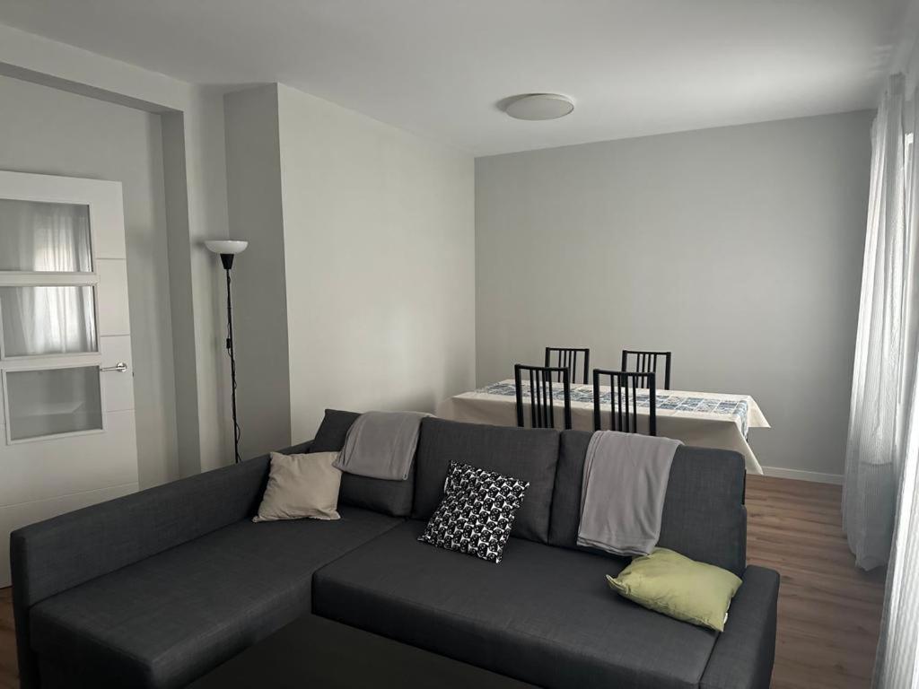 Agara Burgos Apartment ภายนอก รูปภาพ