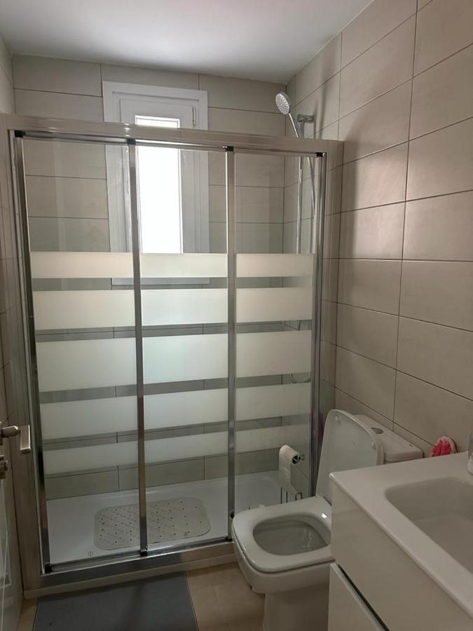 Agara Burgos Apartment ภายนอก รูปภาพ